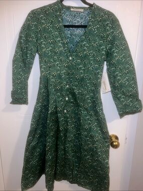 Meemosa Women’s Green Printed Button-Front V-Neck Long Sleeve Dress